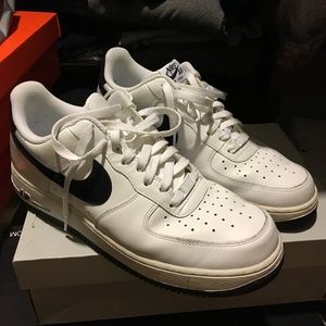 Nike Air Force 1